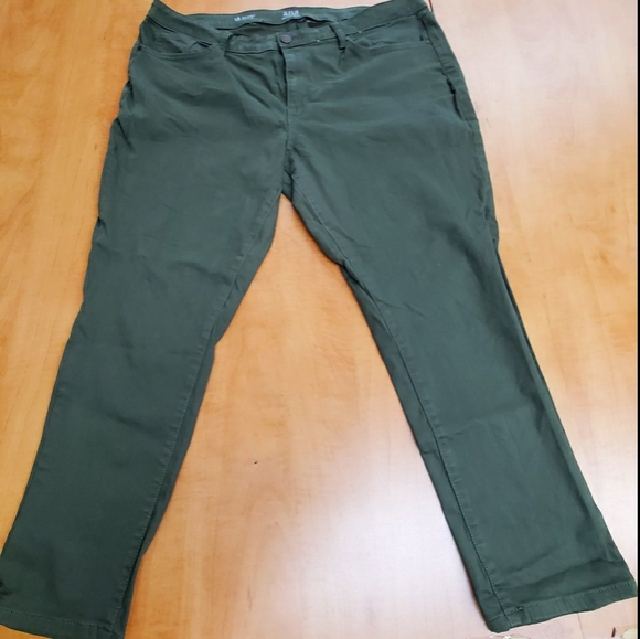 Jeans - Picture 1 of 1